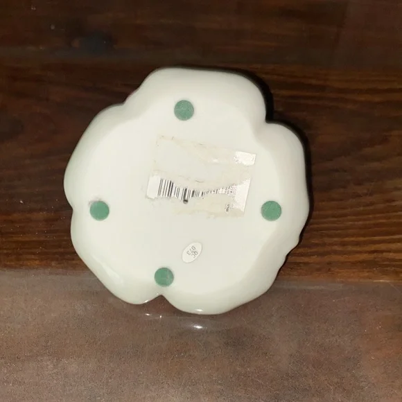 Flower ring holder - Picture 3 of 3